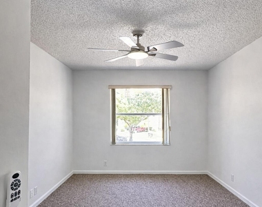 703 Crosswinds Drive - Photo Thumbnail 10