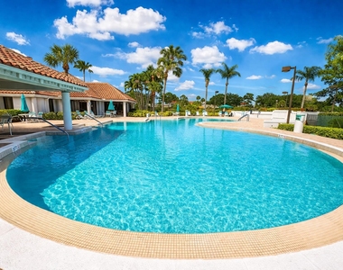 703 Crosswinds Drive - Photo Thumbnail 18