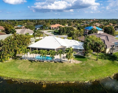 15621 Latina Place - Photo Thumbnail 10