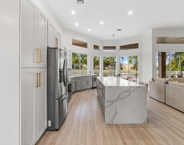 15621 Latina Place - Photo Thumbnail 3