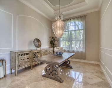 8801 Wellington View Drive - Photo Thumbnail 11