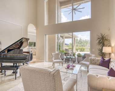 8801 Wellington View Drive - Photo Thumbnail 7