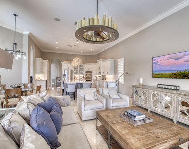 8801 Wellington View Drive - Photo Thumbnail 19