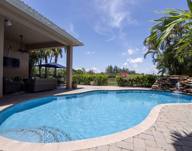 8801 Wellington View Drive - Photo Thumbnail 40