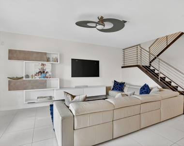 10106 Akenside Drive - Photo Thumbnail 7