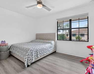 10106 Akenside Drive - Photo Thumbnail 23