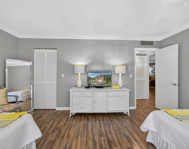 605 Brackenwood Cove - Photo Thumbnail 24