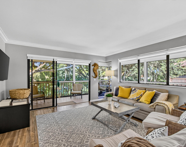 605 Brackenwood Cove - Photo Thumbnail 28