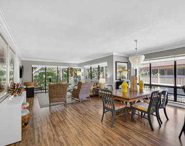 605 Brackenwood Cove - Photo Thumbnail 3