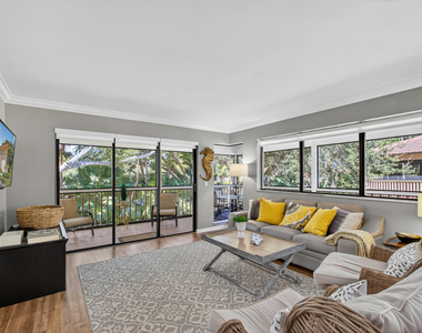605 Brackenwood Cove - Photo Thumbnail 8