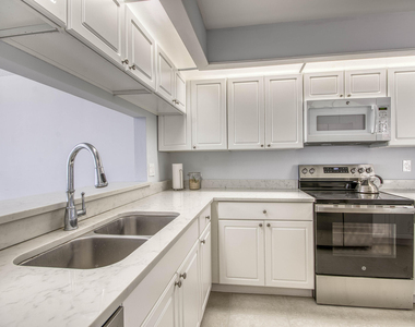 495 Prestwick Circle - Photo Thumbnail 18