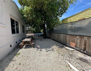 267 Nw 33rd Street - Photo Thumbnail 9