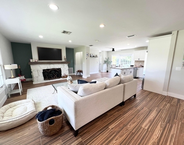 1655 Nw Fork Road - Photo Thumbnail 25