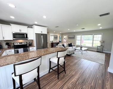 1655 Nw Fork Road - Photo Thumbnail 22