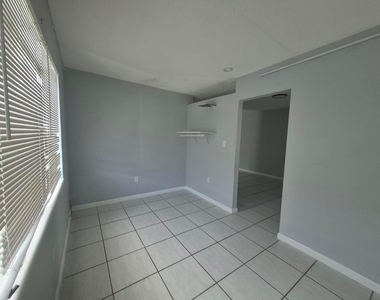 7221 Venetian Street - Photo Thumbnail 1