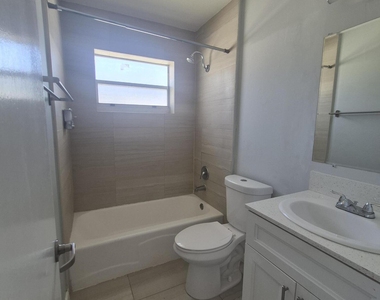 7221 Venetian Street - Photo Thumbnail 7