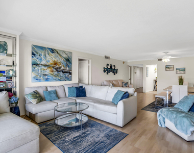 2871 N Ocean Boulevard - Photo Thumbnail 4