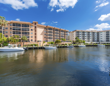 2871 N Ocean Boulevard - Photo Thumbnail 12