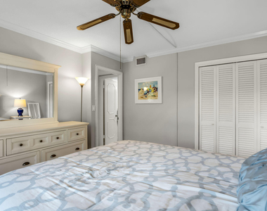 2871 N Ocean Boulevard - Photo Thumbnail 10