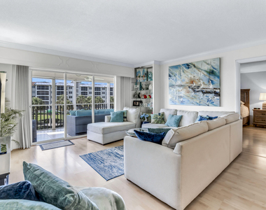 2871 N Ocean Boulevard - Photo Thumbnail 3