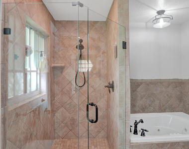 12213 Melissa Way - Photo Thumbnail 25