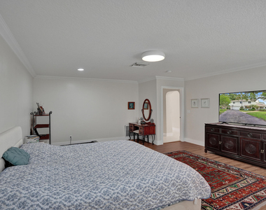 12213 Melissa Way - Photo Thumbnail 21