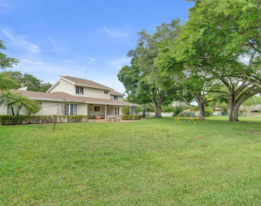 12213 Melissa Way - Photo Thumbnail 39