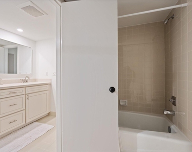 13307 Polo Club Road - Photo Thumbnail 17