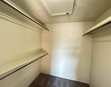 2126 Nw 118th Street - Photo Thumbnail 8