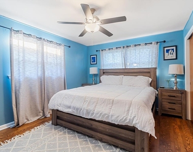 3229 Nw 68th Street - Photo Thumbnail 11