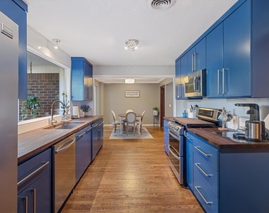 3229 Nw 68th Street - Photo Thumbnail 6