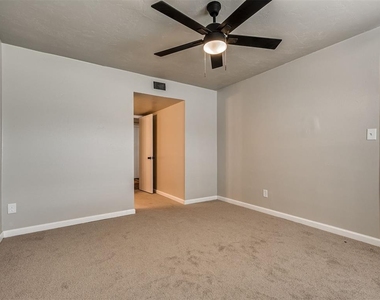 1725 E Lindsey Street - Photo Thumbnail 17