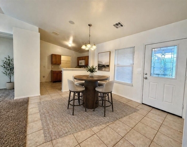 2500 Flame Lily Road - Photo Thumbnail 26