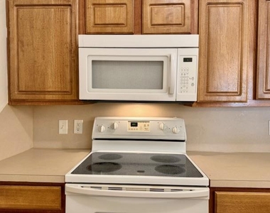 2500 Flame Lily Road - Photo Thumbnail 31