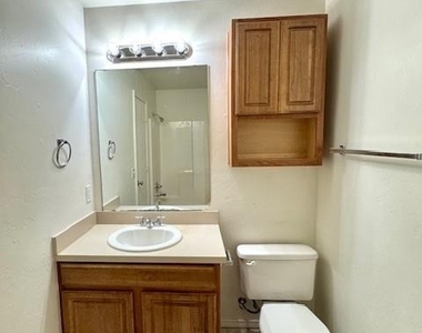 2500 Flame Lily Road - Photo Thumbnail 27