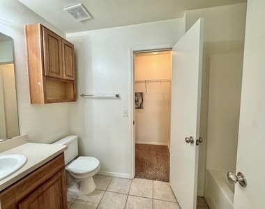 2500 Flame Lily Road - Photo Thumbnail 15