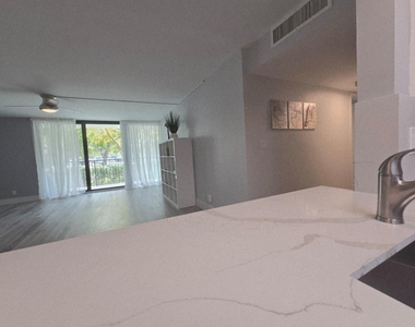 1301 River Reach Drive - Photo Thumbnail 26