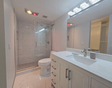 1301 River Reach Drive - Photo Thumbnail 29