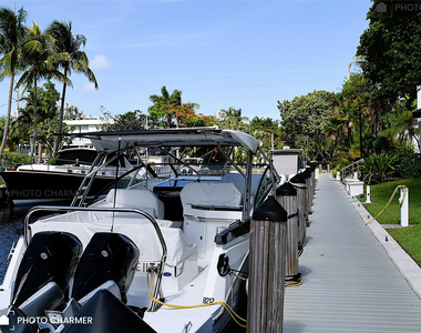 1301 River Reach Drive - Photo Thumbnail 6