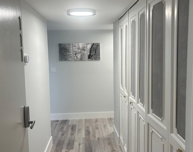 1301 River Reach Drive - Photo Thumbnail 27