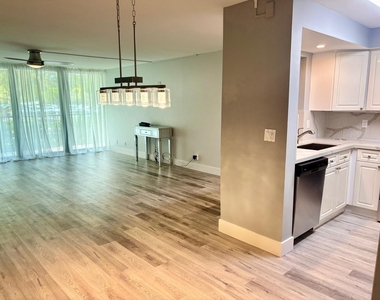 1301 River Reach Drive - Photo Thumbnail 22