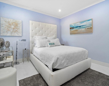 324 N Lake Drive - Photo Thumbnail 20