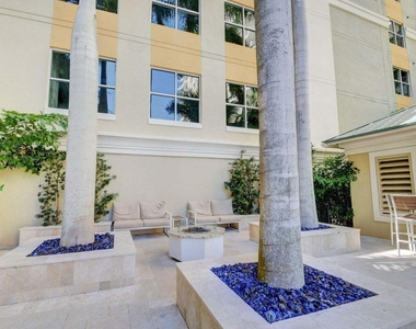 625 Casa Loma Boulevard - Photo Thumbnail 39