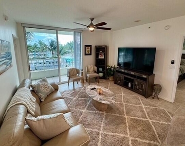 625 Casa Loma Boulevard - Photo Thumbnail 4