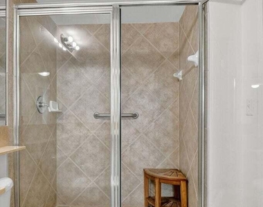 625 Casa Loma Boulevard - Photo Thumbnail 28