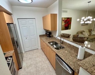 625 Casa Loma Boulevard - Photo Thumbnail 24