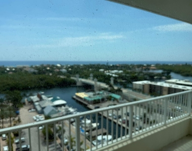 625 Casa Loma Boulevard - Photo Thumbnail 1