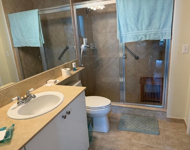 625 Casa Loma Boulevard - Photo Thumbnail 8