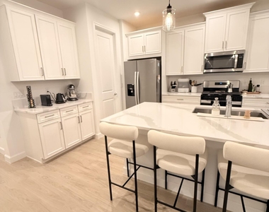 13462 Sw Bally Drive - Photo Thumbnail 3