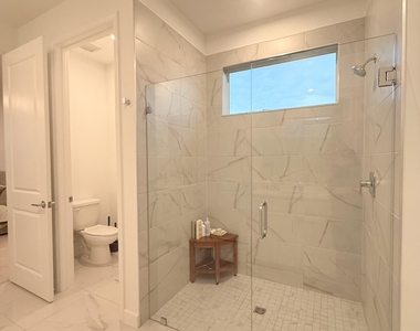 13462 Sw Bally Drive - Photo Thumbnail 15